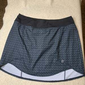Oiselle Long Running Skirt Black Diamond sz 14